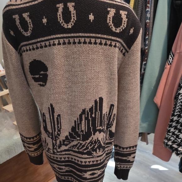 Wrangler Black and Tan Cardigan Sweater - Picture 6 of 6